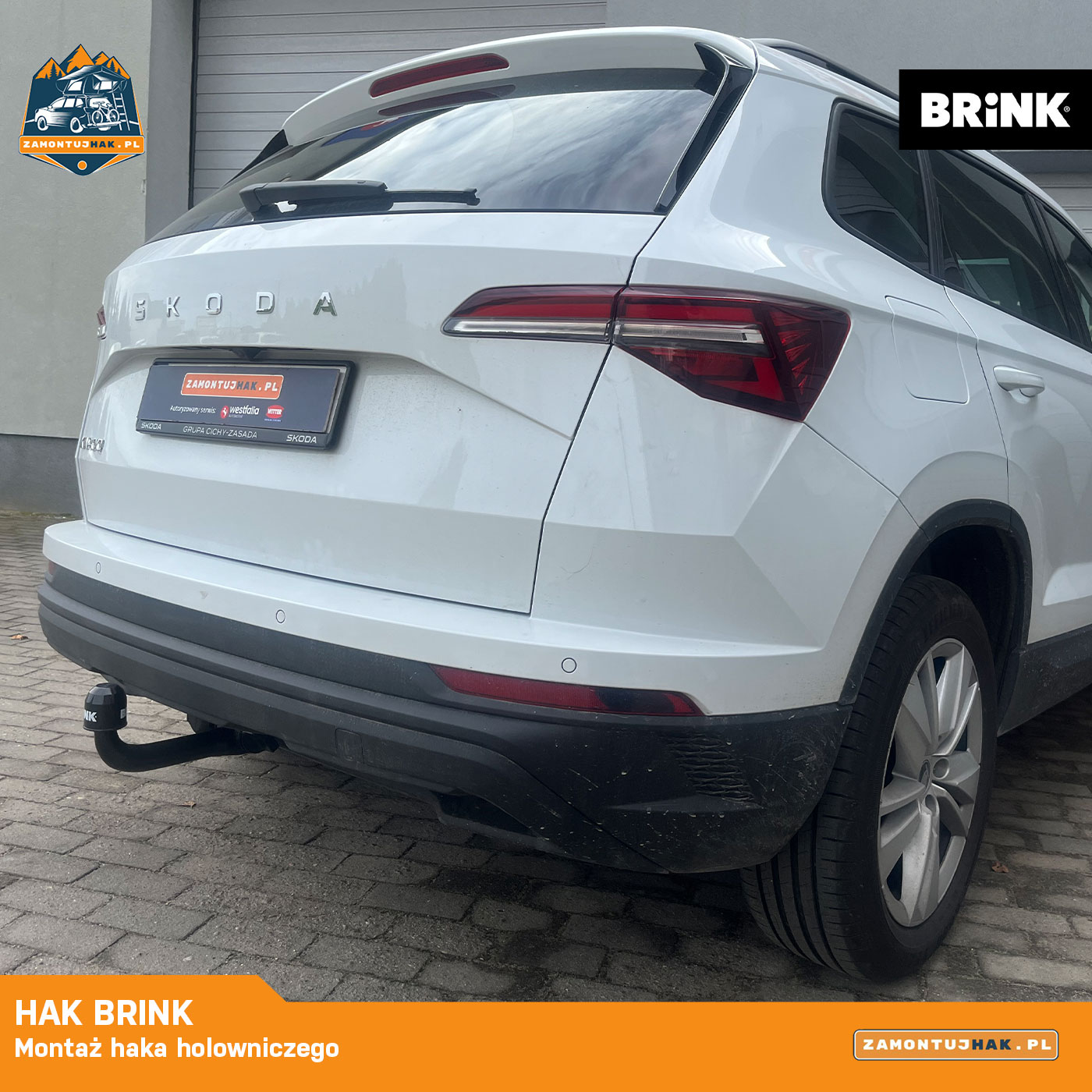 Skoda Karoq z hakiem Brink po montażu widok z tyłu i boku